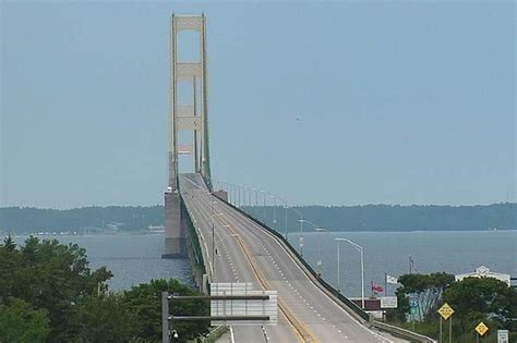 why is the mackinac bridge closed today